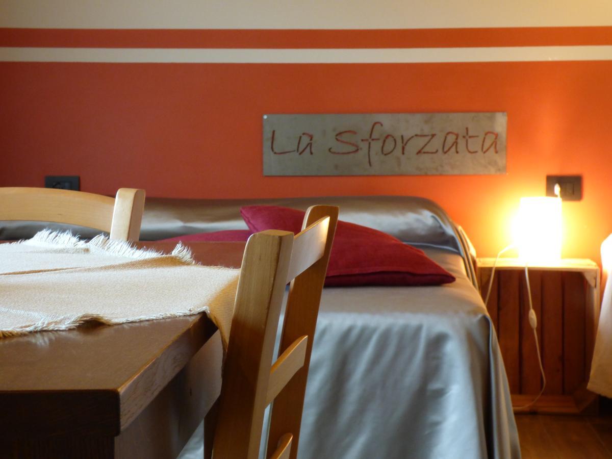 Agriturismo La Sforzata Collegno Exterior photo